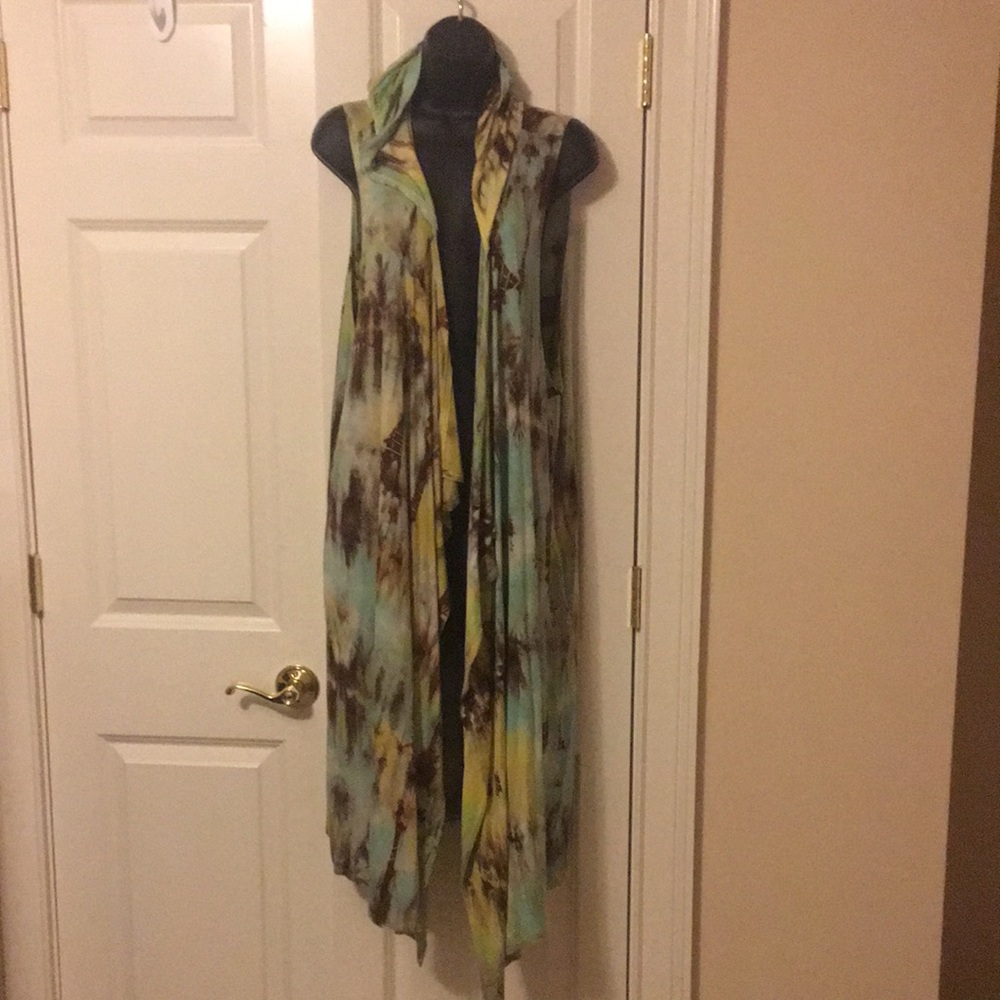 Women’s Shirt-dress or multi-colored wrap